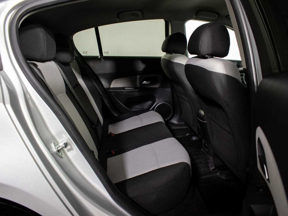 Купить Chevrolet Cruze, 2013, 130 732 км, фото №8