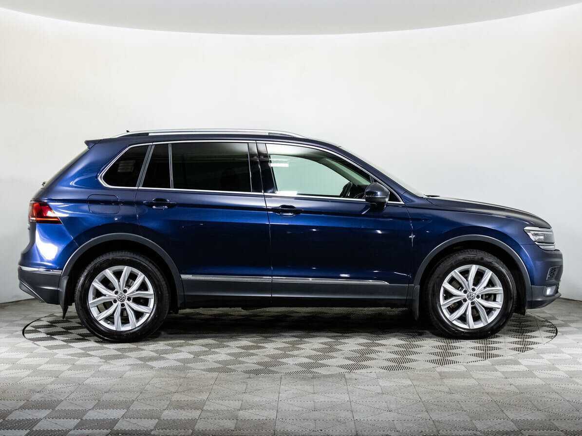 Купить Volkswagen Tiguan, 2017, 122 234 км, фото №4