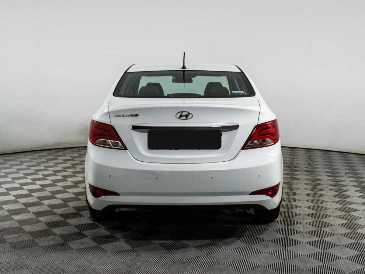 Купить Hyundai Solaris, 2016, 76 800 км, фото №6