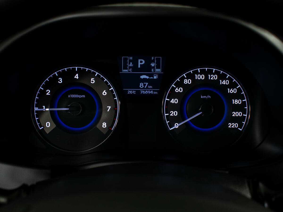 Купить Hyundai Solaris, 2016, 76 800 км, фото №12