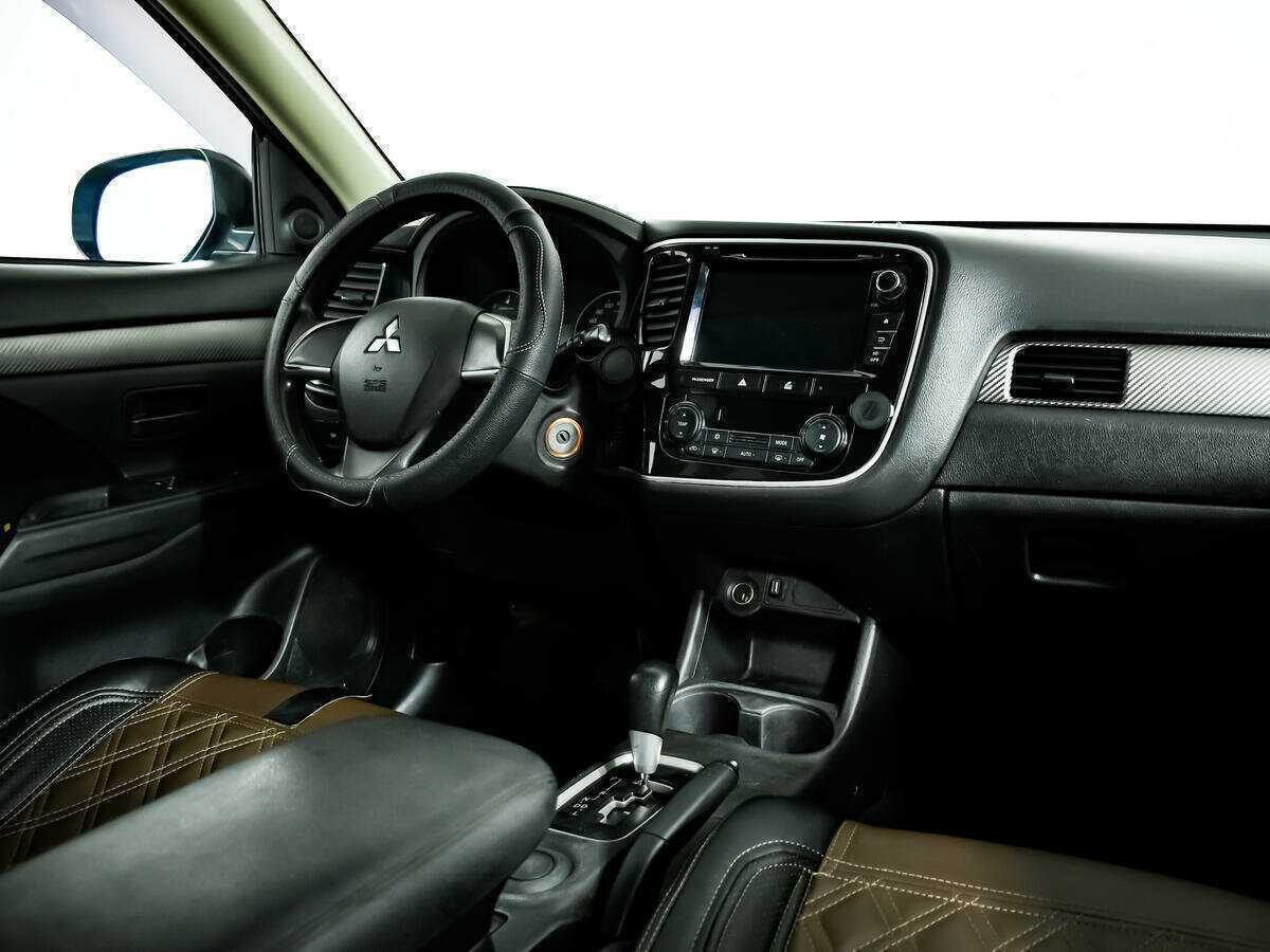 Купить Mitsubishi Outlander, 2016, 138 123 км, фото №7