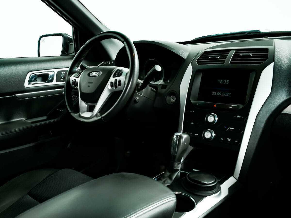 Купить Ford Explorer, 2013, 58 900 км, фото №9
