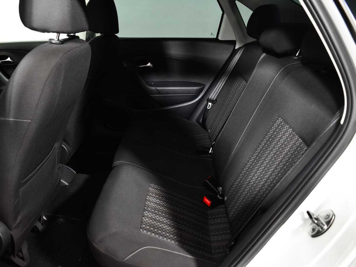 Купить Volkswagen Polo, 2015, 91 254 км, фото №6