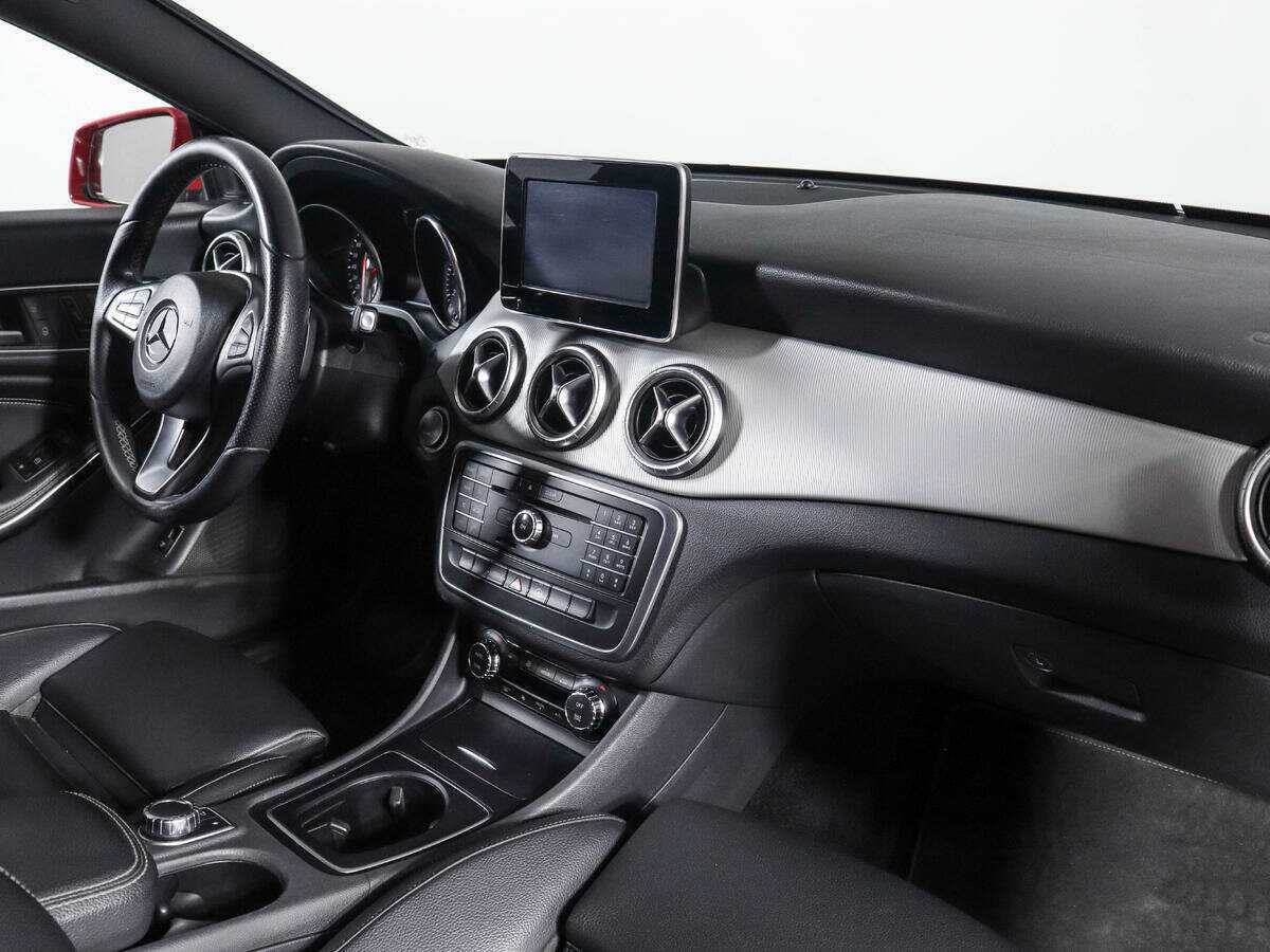 Купить Mercedes-Benz CLA 250, 2016, 121 400 км, фото №9