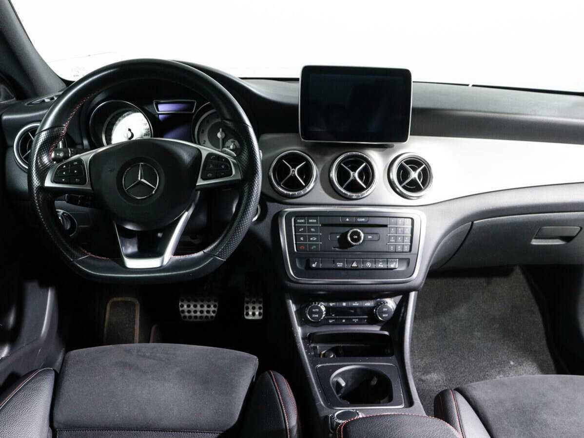 Купить Mercedes-Benz CLA 200, 2016, 103 000 км, фото №9