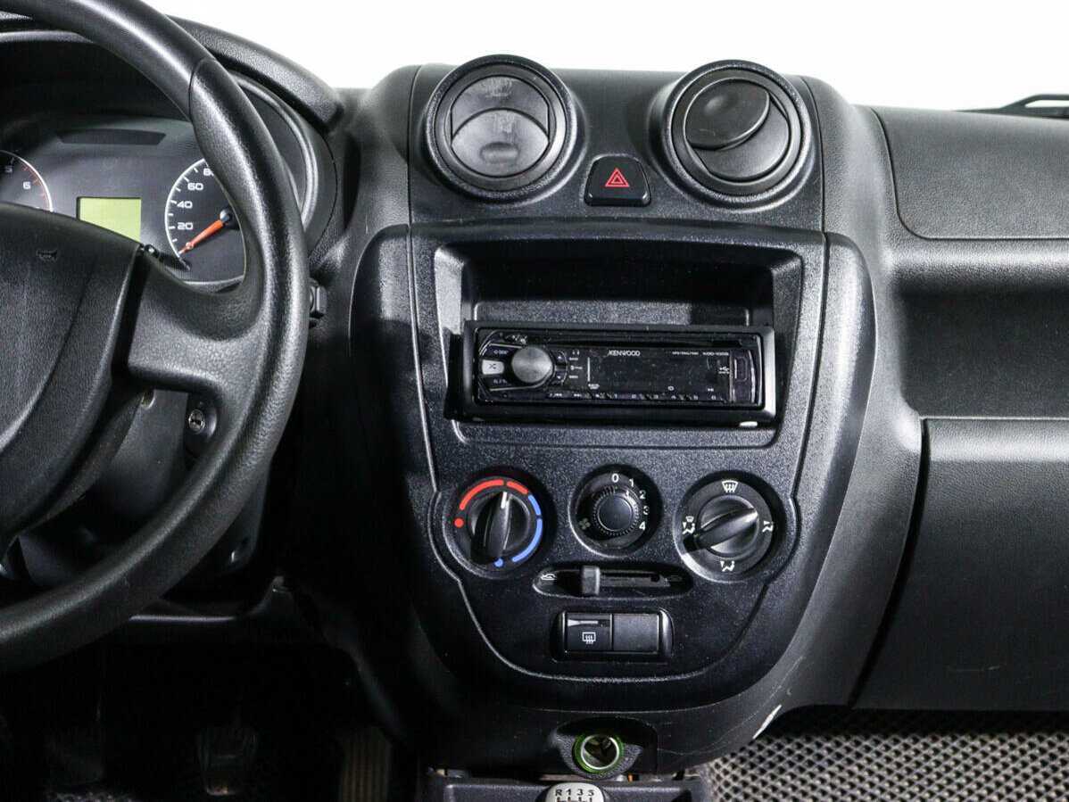 Купить Lada (ВАЗ) Granta, 2013, 124 407 км, фото №11