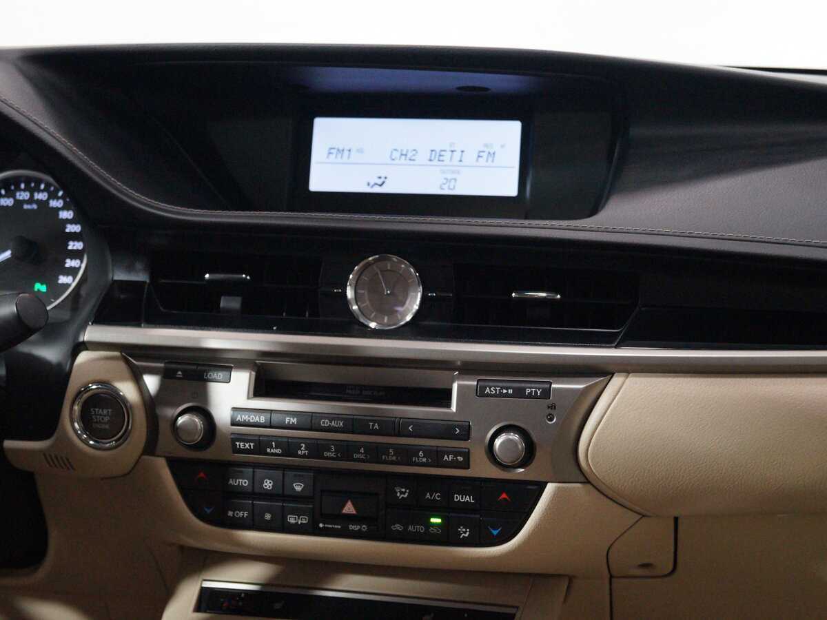 Купить Lexus ES 250, 2012, 179 000 км, фото №13