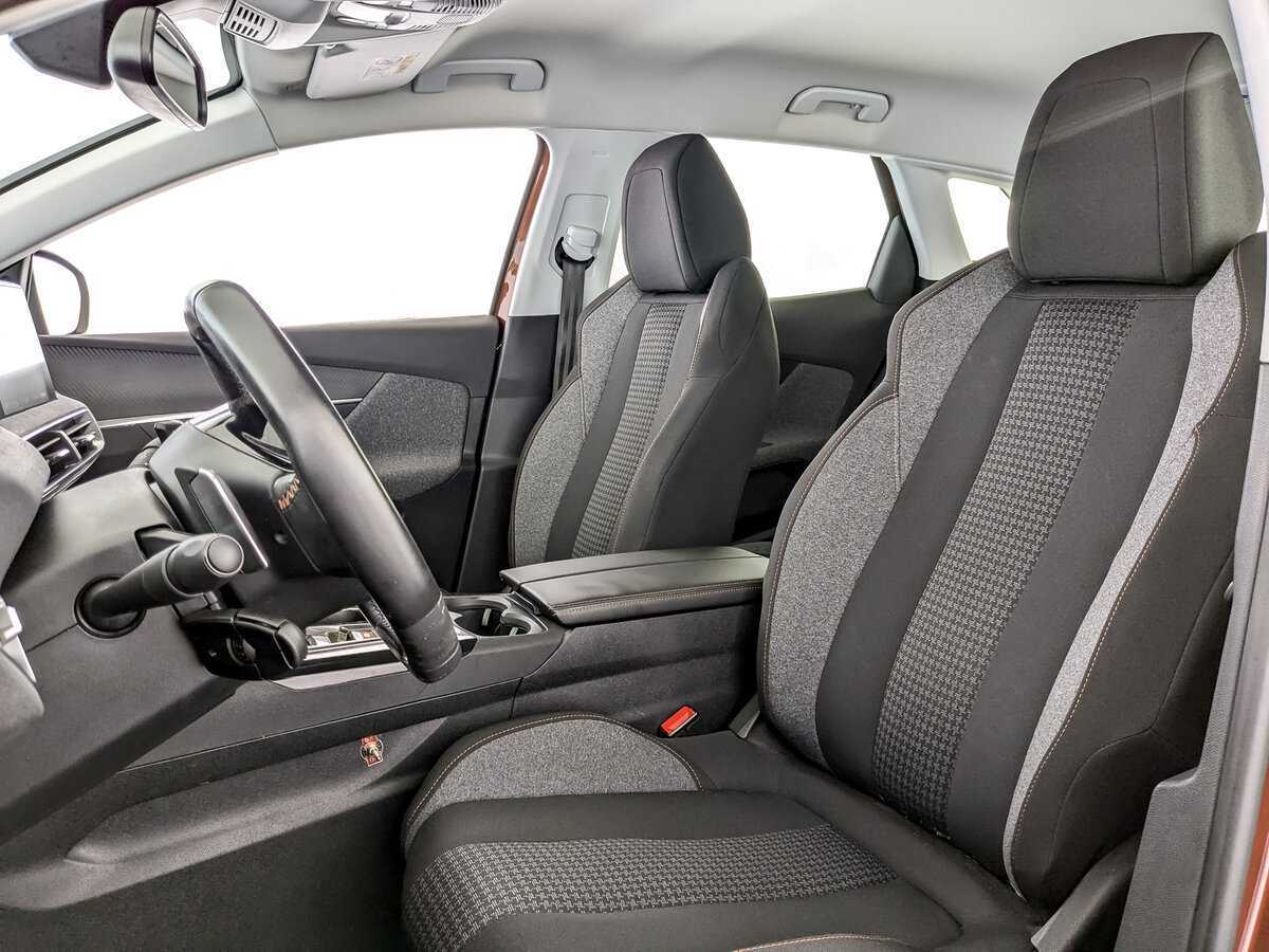 Купить Peugeot 3008, 2017, 30 685 км, фото №16