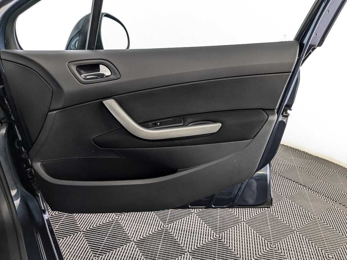 Купить Peugeot 408, 2020, 23 148 км, фото №21