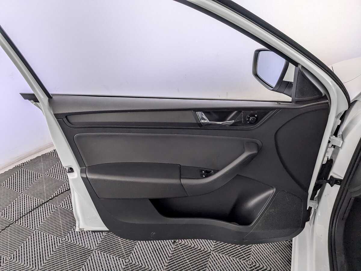 Купить Skoda Rapid, 2019, 91 326 км, фото №15