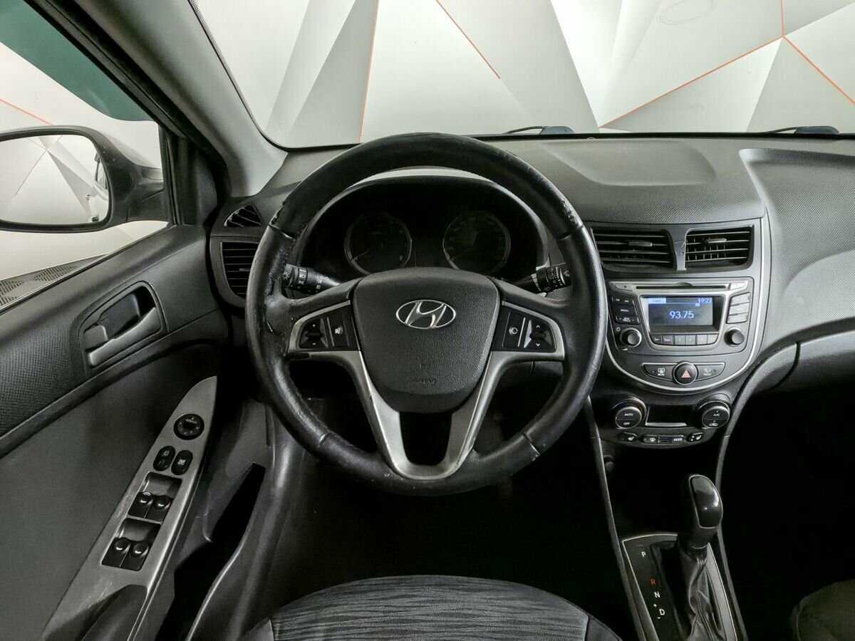 Купить Hyundai Solaris, 2015, 137 375 км, фото №15