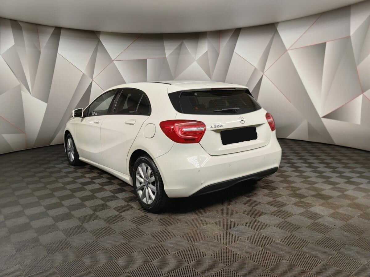 Купить Mercedes-Benz A-Класс 200, 2013, 165 962 км, фото №4