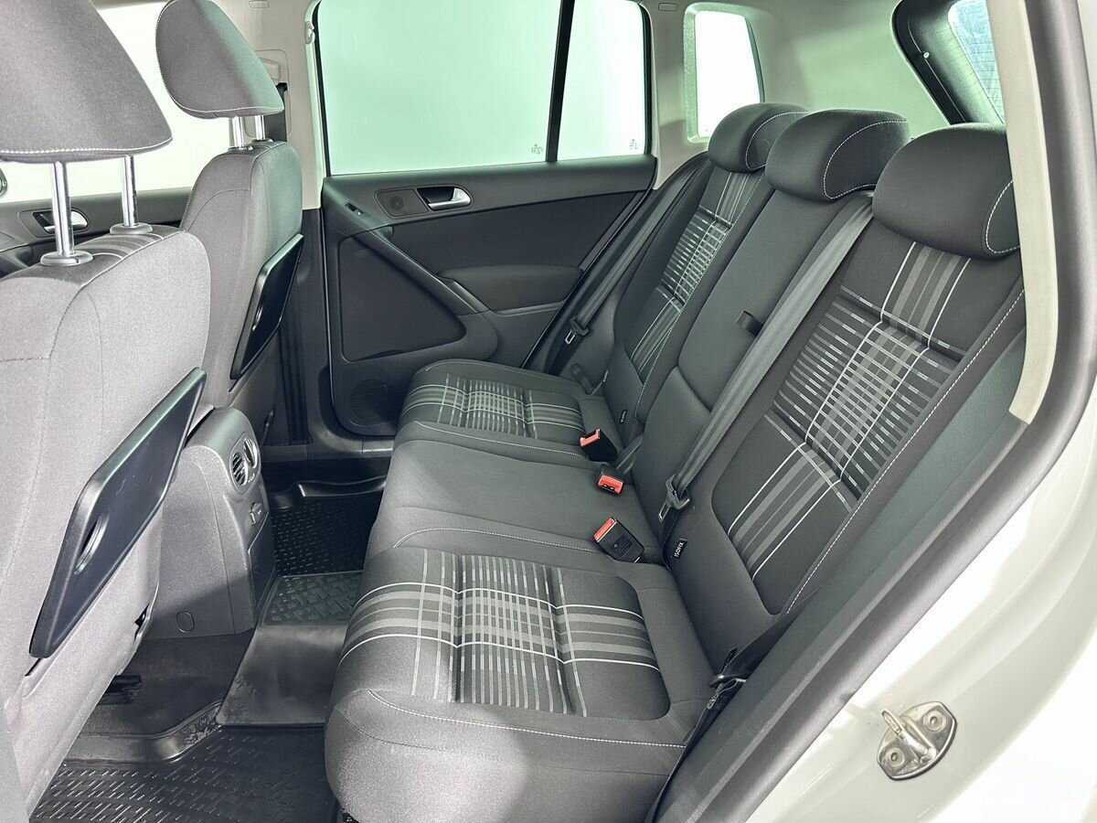 Купить Volkswagen Tiguan, 2016, 111 283 км, фото №9