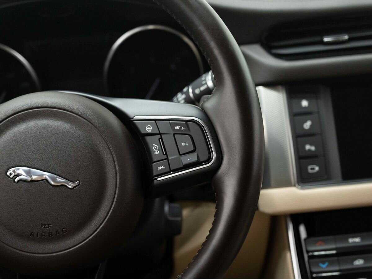 Купить Jaguar XF, 2017, 120 000 км, фото №19