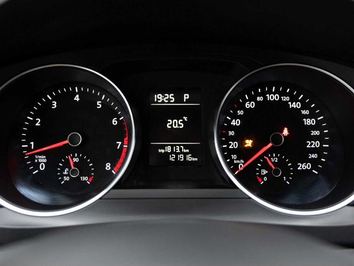 Купить Volkswagen Jetta, 2015, 121 915 км, фото №14