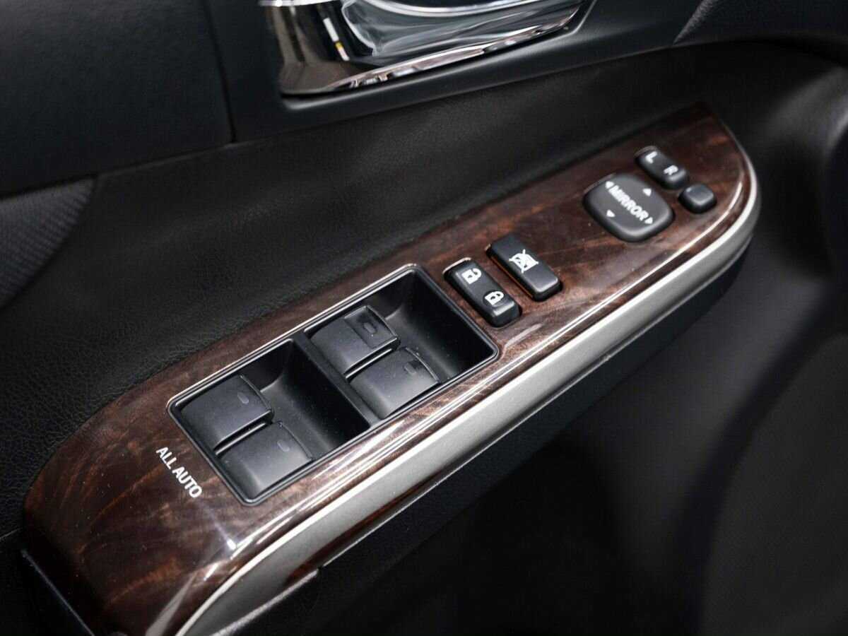 Купить Toyota Camry, 2016, 300 106 км, фото №17