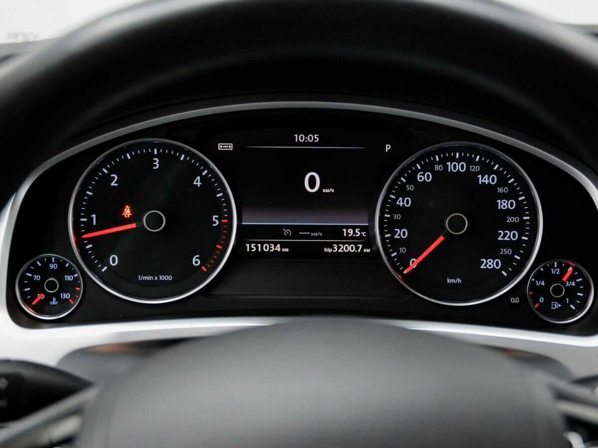 Купить Volkswagen Touareg, 2016, 151 040 км, фото №22