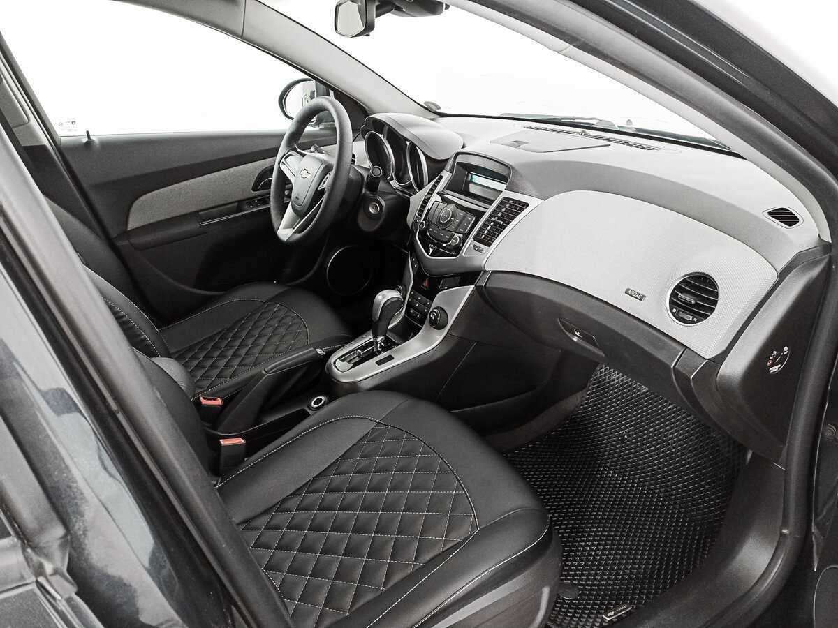 Купить Chevrolet Cruze, 2012, 271 323 км, фото №8