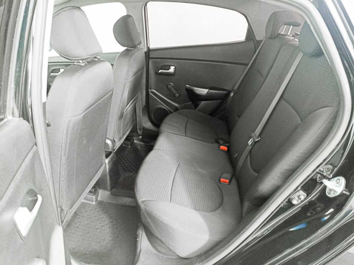 Купить Kia Rio, 2017, 117 950 км, фото №10