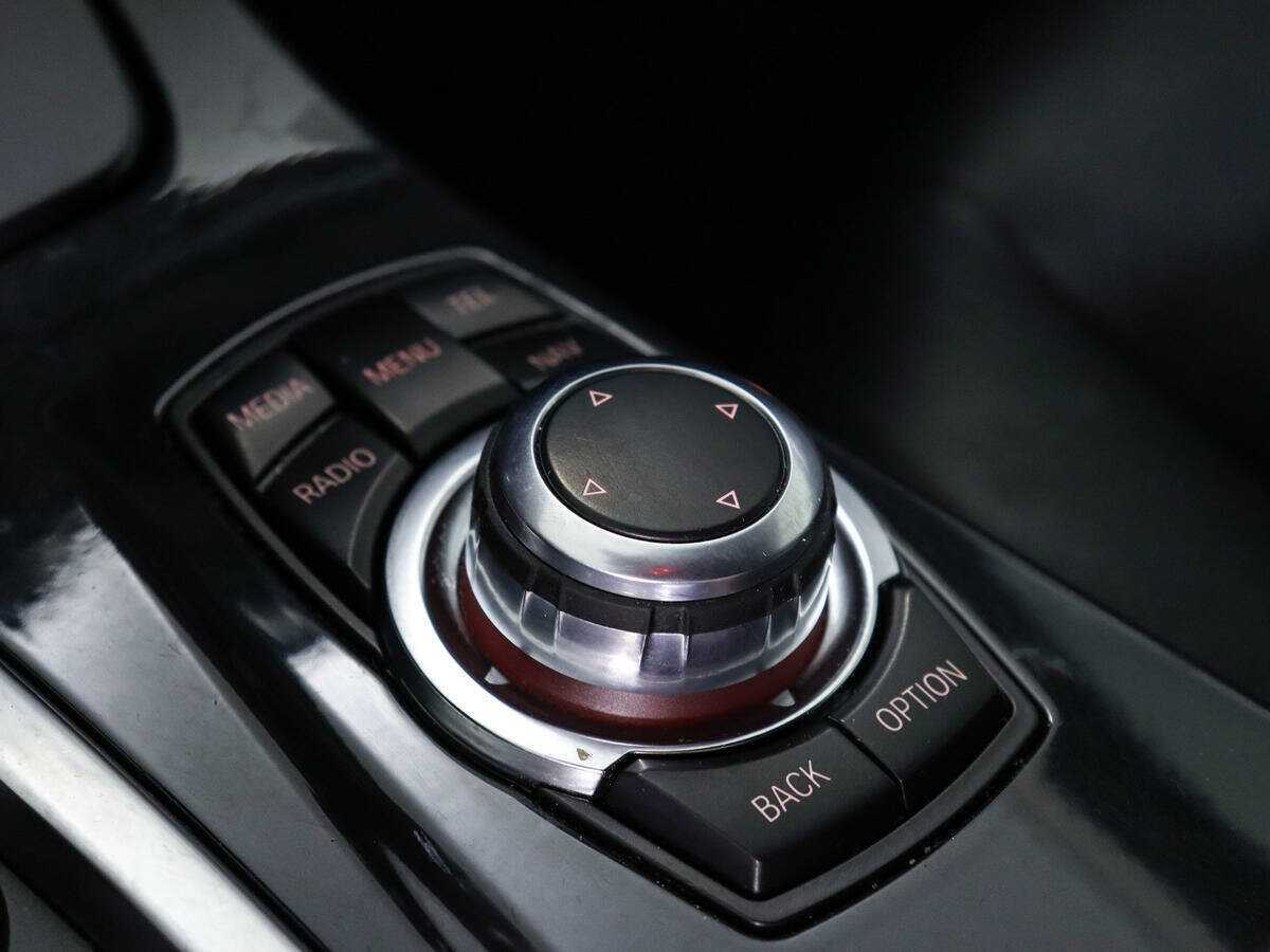 Купить BMW 5 серии 520i, 2014, 257 766 км, фото №14