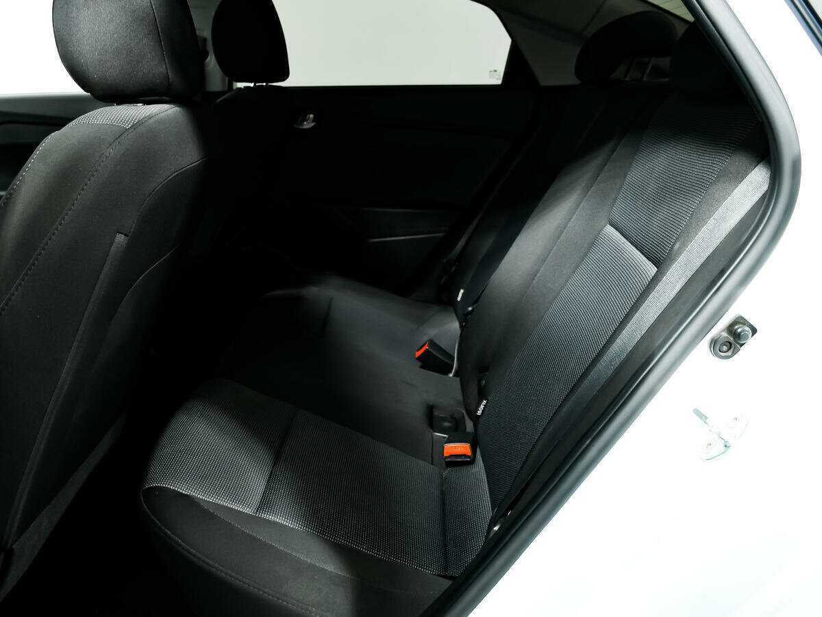 Купить Hyundai Solaris, 2020, 89 887 км, фото №12