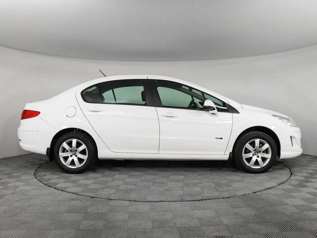 Купить Peugeot 408, 2016, 42 883 км, фото №4