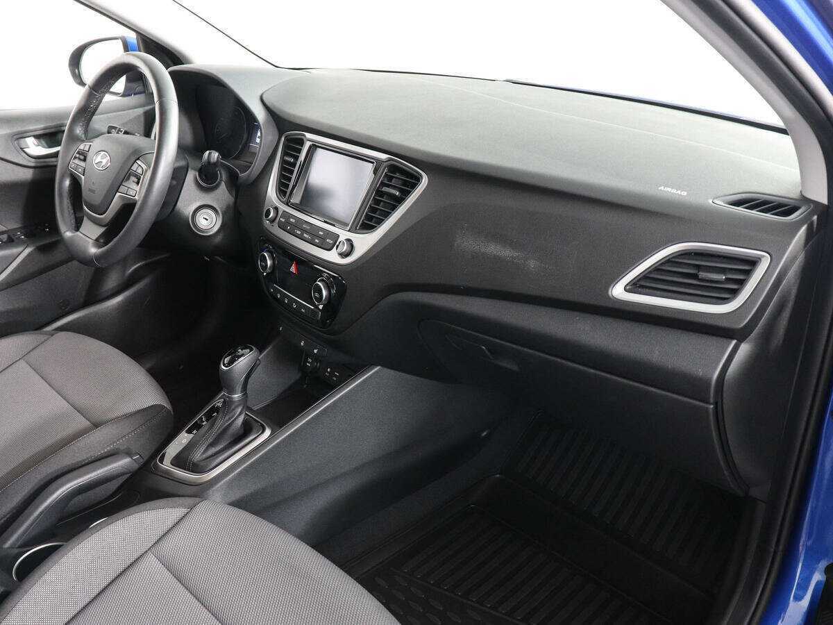 Купить Hyundai Solaris, 2017, 14 660 км, фото №10