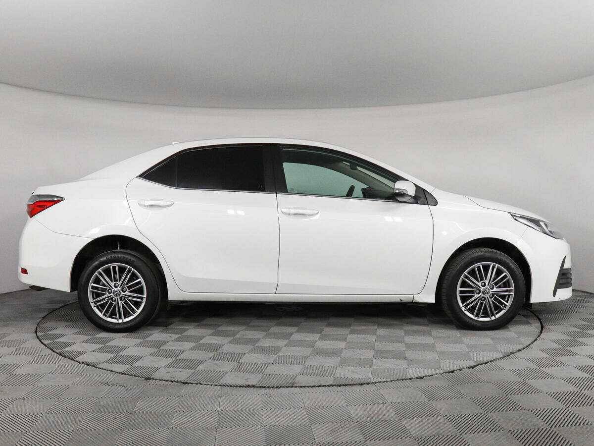Купить Toyota Corolla, 2018, 99 985 км, фото №4