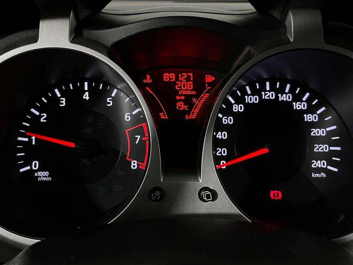 Купить Nissan Juke, 2012, 89 100 км, фото №11