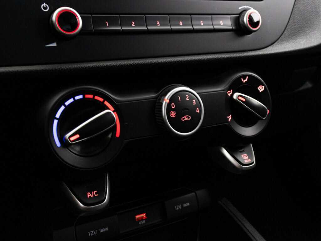 Купить Kia Rio, 2021, 30 581 км, фото №18