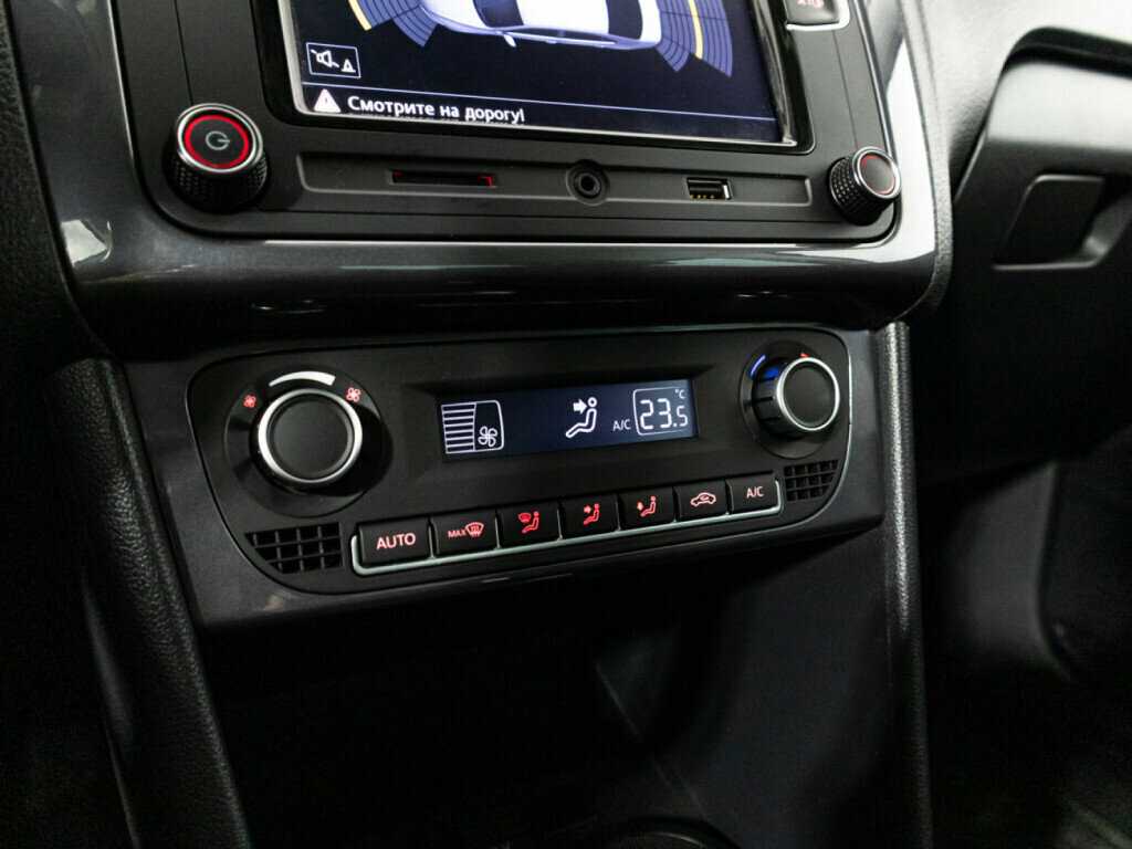 Купить Volkswagen Polo, 2018, 35 920 км, фото №16