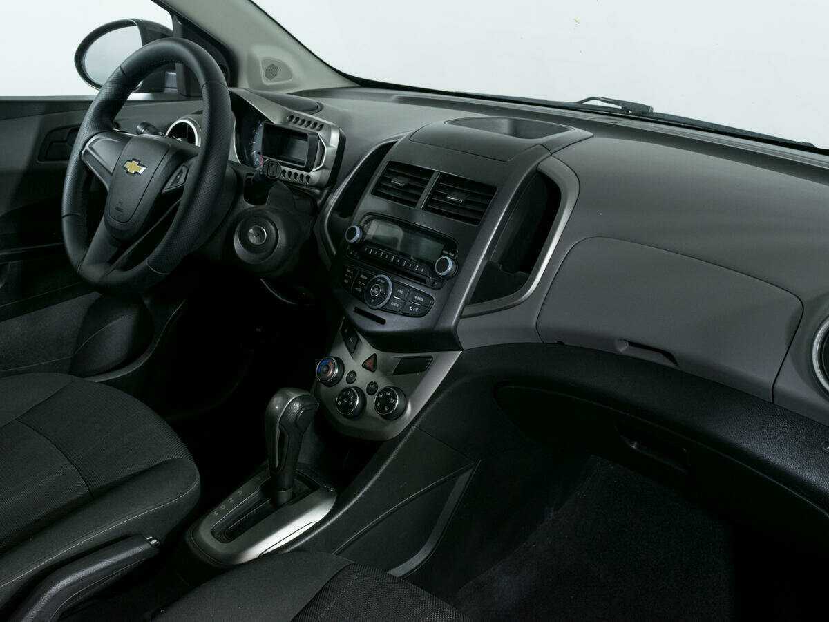 Купить Chevrolet Aveo, 2012, 117 522 км, фото №8
