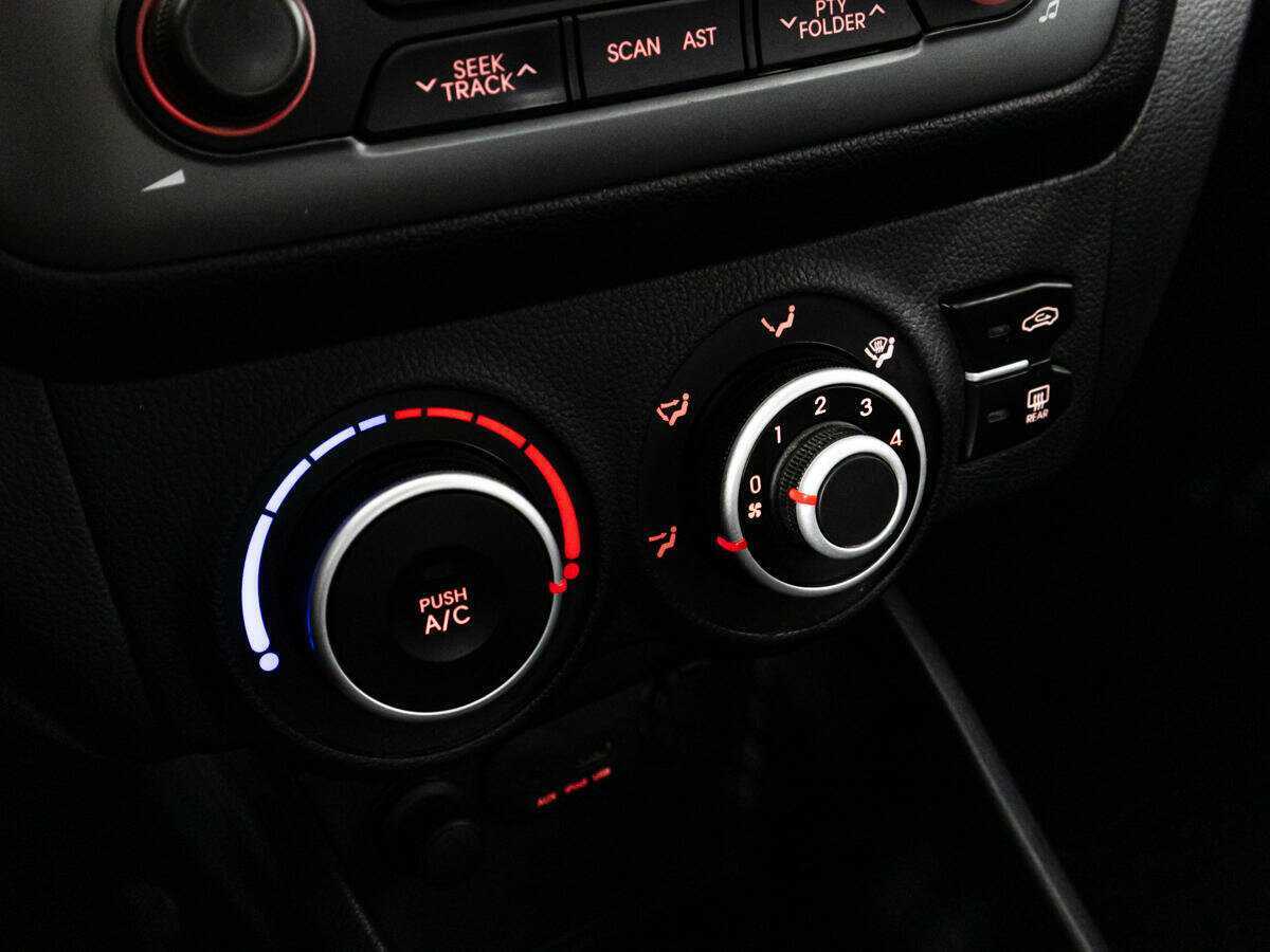 Купить Kia Rio, 2014, 177 989 км, фото №15