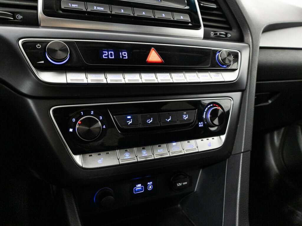 Купить Hyundai Sonata, 2019, 119 192 км, фото №16
