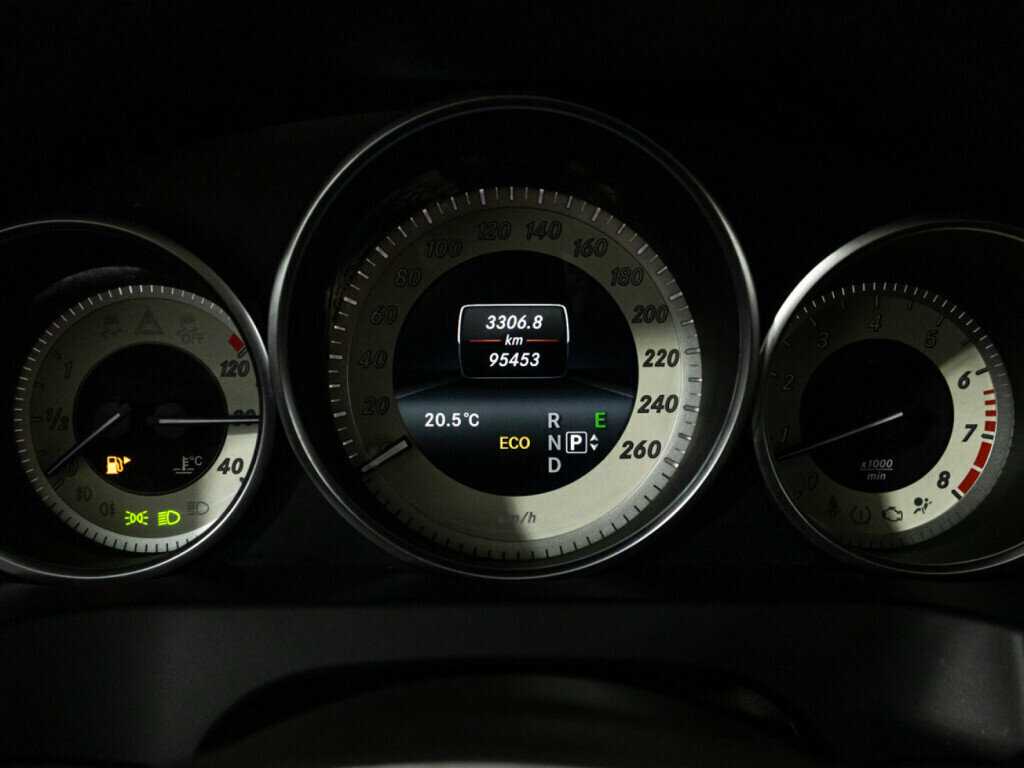 Купить Mercedes-Benz E-Класс 250, 2014, 95 452 км, фото №12