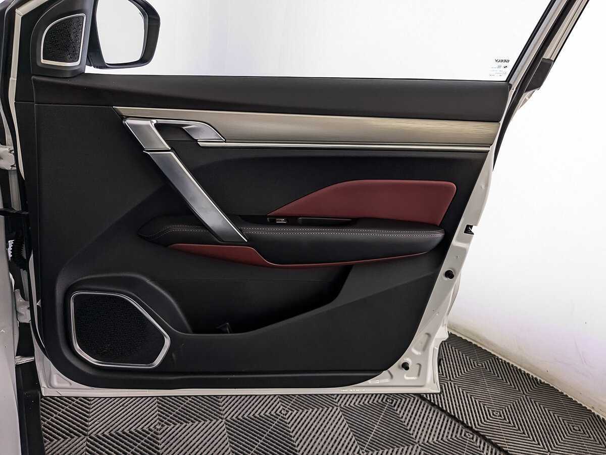 Купить Geely Coolray, 2023, 33 211 км, фото №25