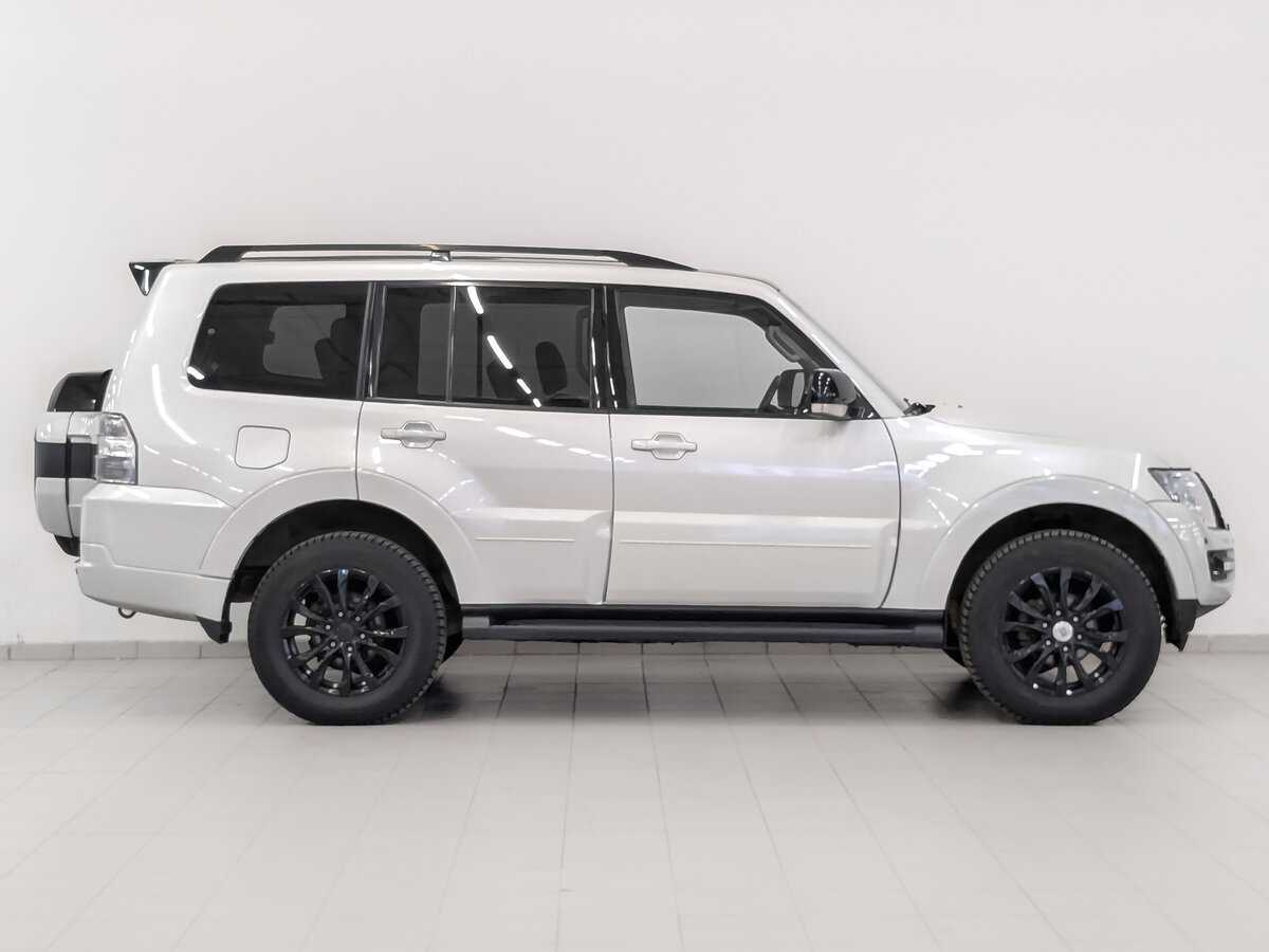 Купить Mitsubishi Pajero, 2019, 156 021 км, фото №4