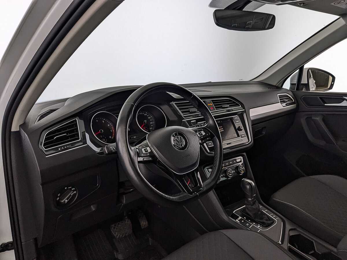 Купить Volkswagen Tiguan, 2018, 92 135 км, фото №15