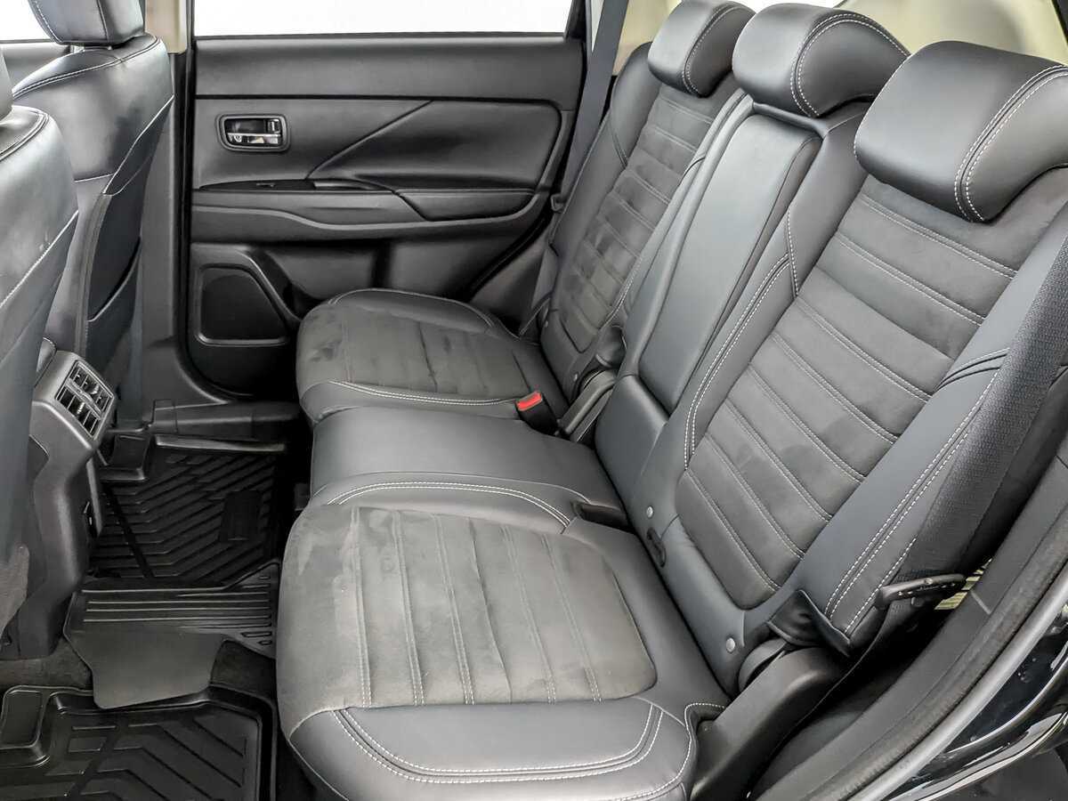 Купить Mitsubishi Outlander, 2021, 133 519 км, фото №12