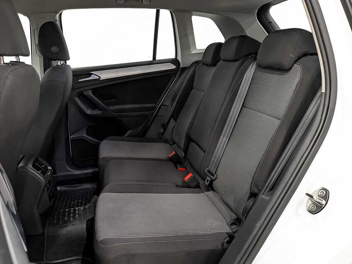 Купить Volkswagen Tiguan, 2021, 166 114 км, фото №15