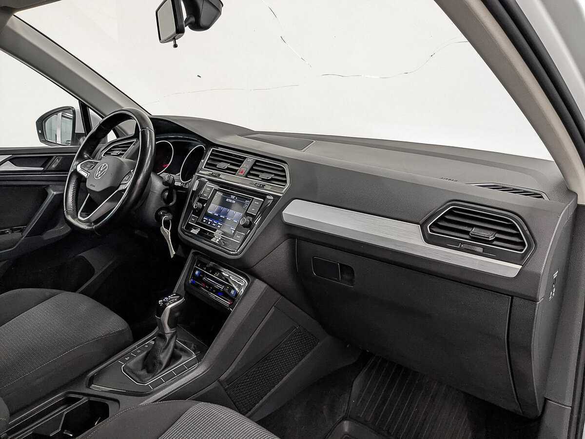 Купить Volkswagen Tiguan, 2021, 150 984 км, фото №12