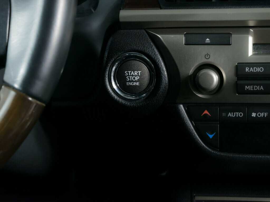 Купить Lexus ES 250, 2013, 151 030 км, фото №15