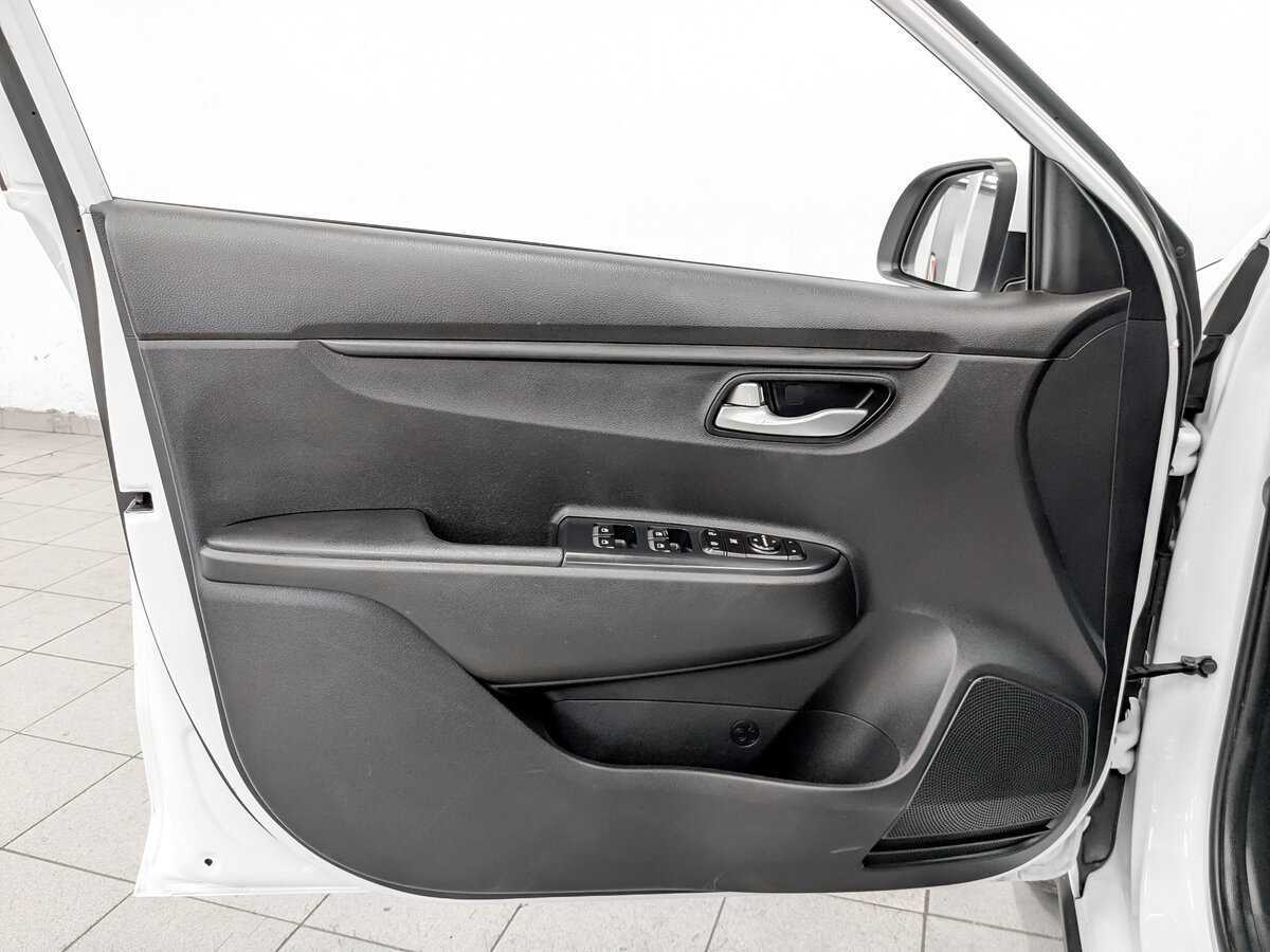 Купить Kia Rio X-Line, 2020, 187 482 км, фото №17