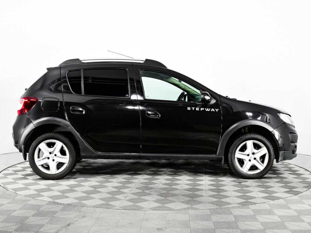 Купить Renault Sandero Stepway, 2017, 155 566 км, фото №4