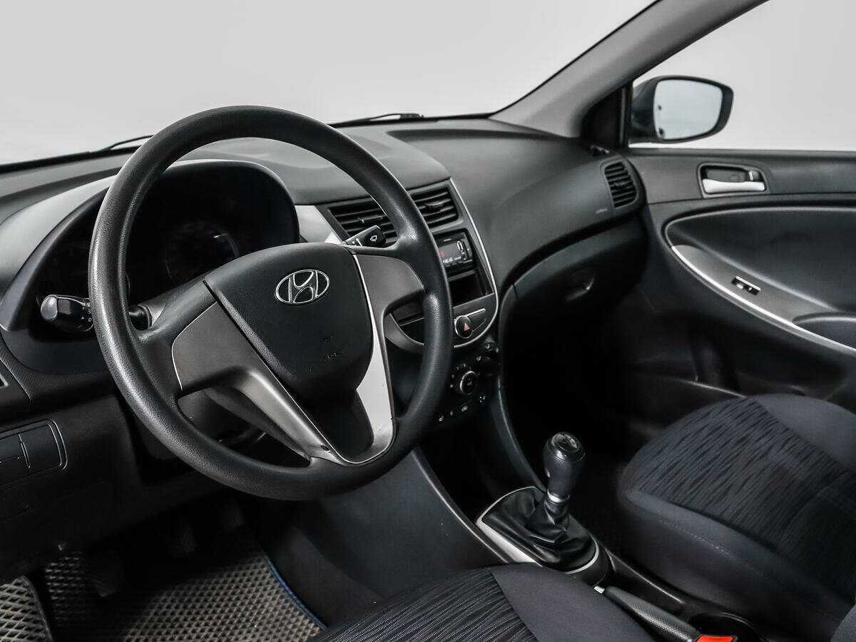 Купить Hyundai Solaris, 2016, 163 533 км, фото №7