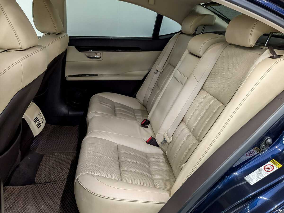 Купить Lexus ES 200, 2015, 174 571 км, фото №12