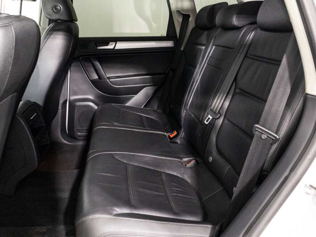 Купить Volkswagen Touareg, 2013, 230 000 км, фото №10