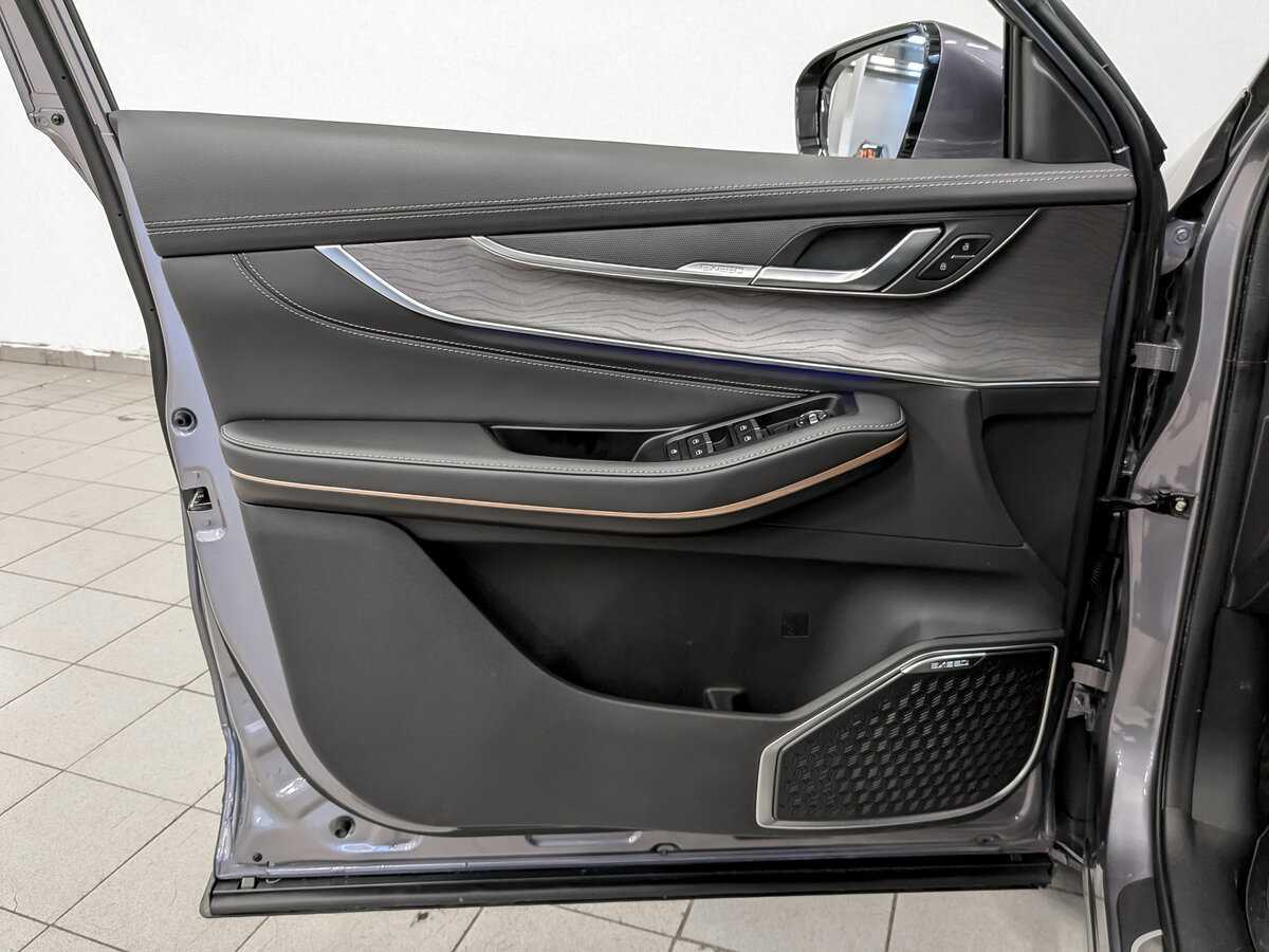 Купить Exeed LX, 2023, 13 919 км, фото №19