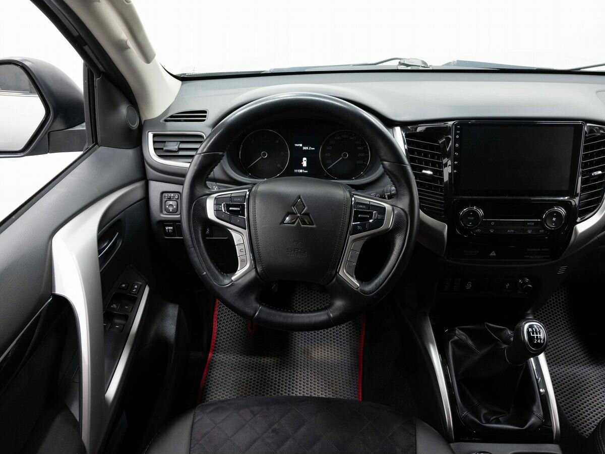 Купить Mitsubishi Pajero Sport, 2017, 111 378 км, фото №15