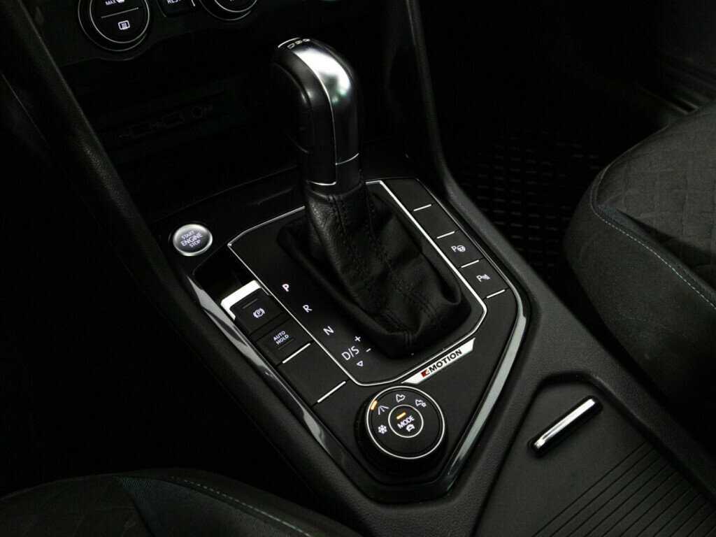 Купить Volkswagen Tiguan, 2019, 116 996 км, фото №19